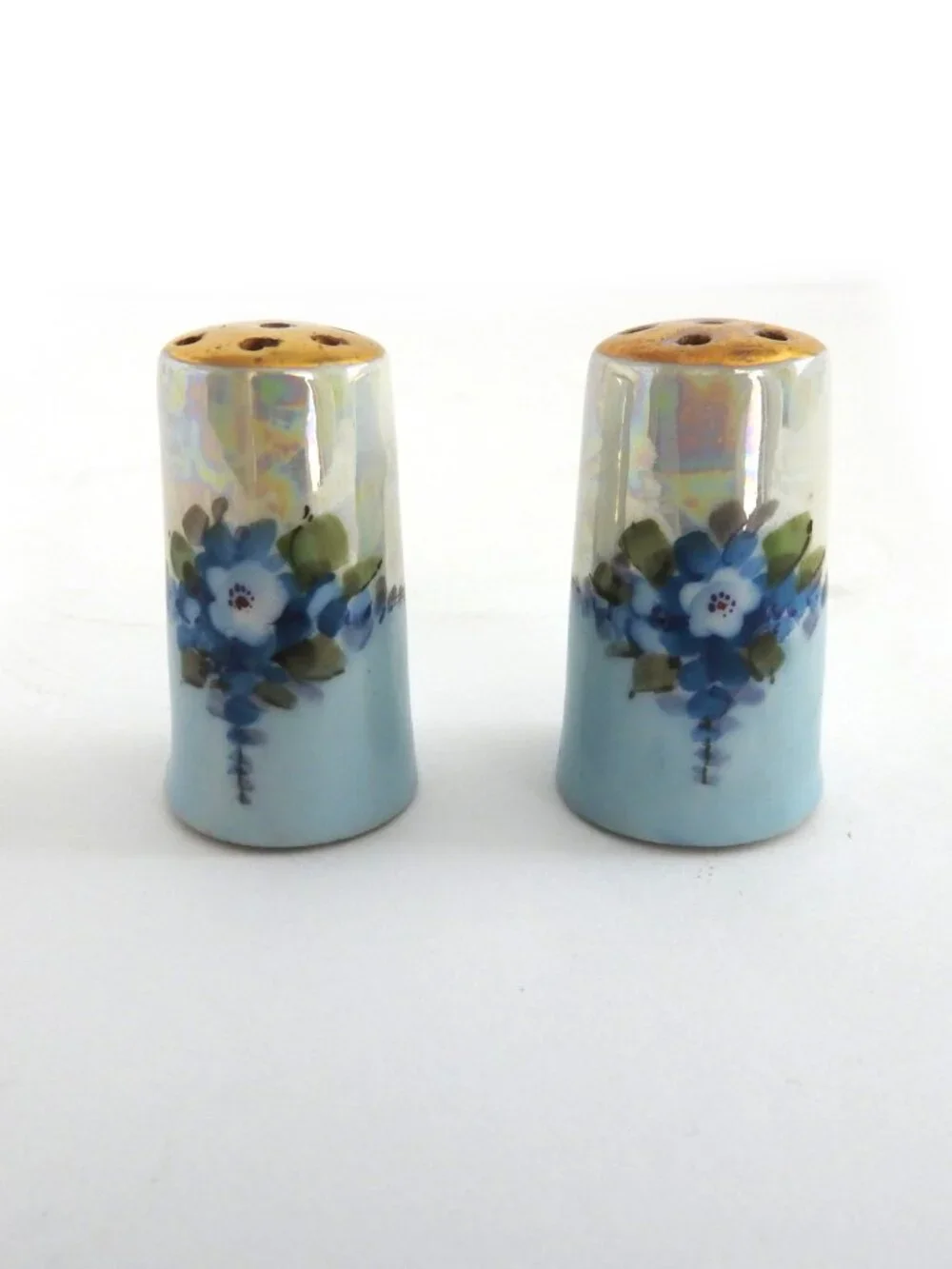 VTG MZ Altrohlau Czechoslovakia Forget-Me-Not Lusterware Shakers